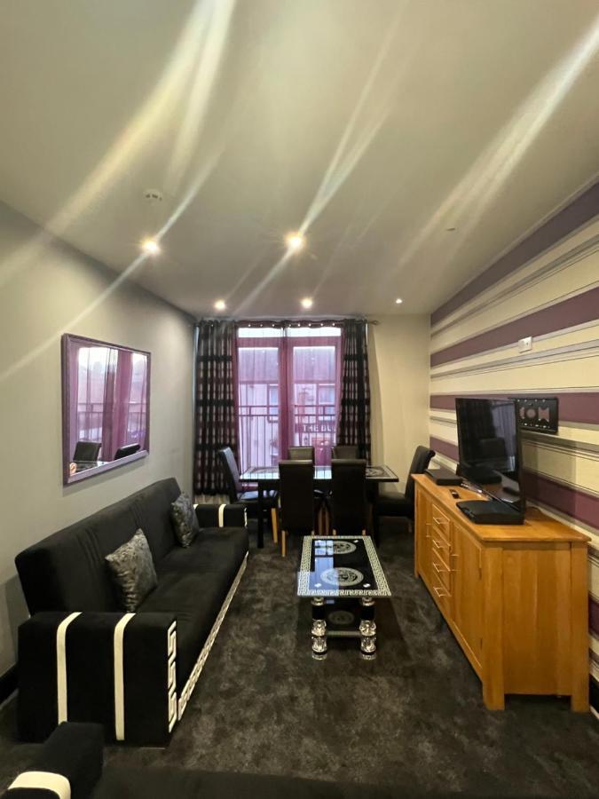 Boutique Blackpool 2 Bed Grey Apartment Sleeps 10 المظهر الخارجي الصورة